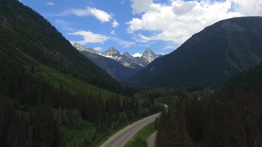 Canadian Rockies - Icefields Parkway 4K (Lake Louise , Peyto, Bow Lake, Glacier Skywalk, Athabasca)