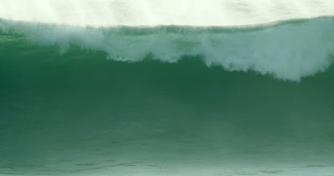 Ocean Waves Crashing On Beach の動画素材 ロイヤリティフリー Shutterstock