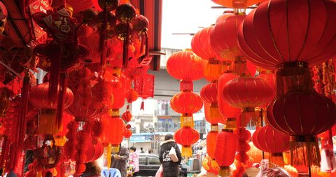  Feb.11,2018-Chengdu,China:Crowds in HeHuachi market ,shopping Chinese spring festival decorations,   red paper lantern ,Chinese new year 2018