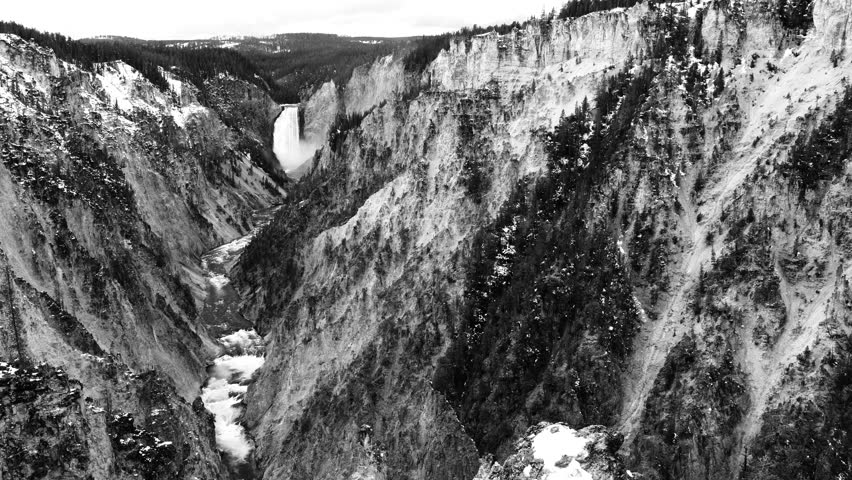 Lower Falls, Yellowstone River, Grand Canyon of the Yellowstone, Yellowstone National Park, Unesco World Heritage, Wyoming, Usa, North America, America