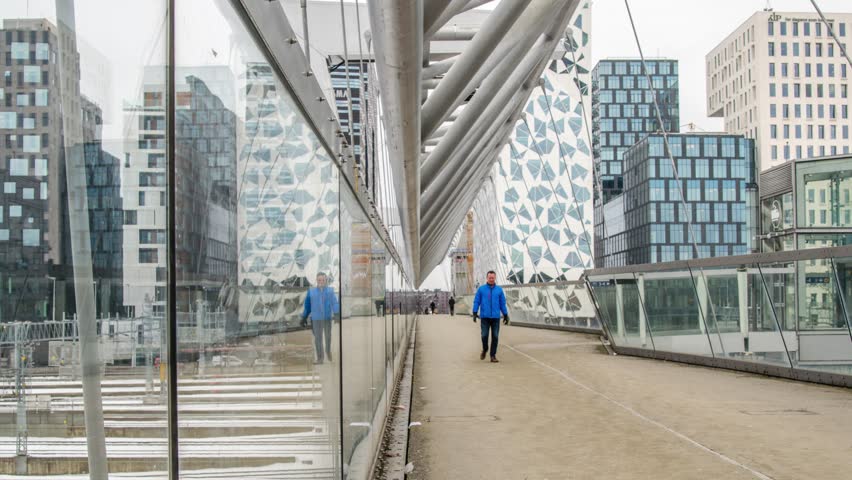Akrobaten Pedestrian Bridge in Oslo Motion Timelapse, 2018