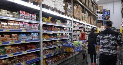 February 12, 2018 in Chengdu, Sichuan China . people shopping in the Metro supermarket shopping for Chinese new year , spring festival 