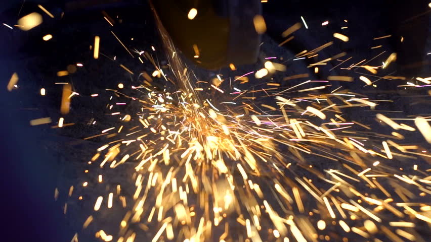 Sparks 13. Metal Cutting Sparkle. Клип на сцене с искрами пила.