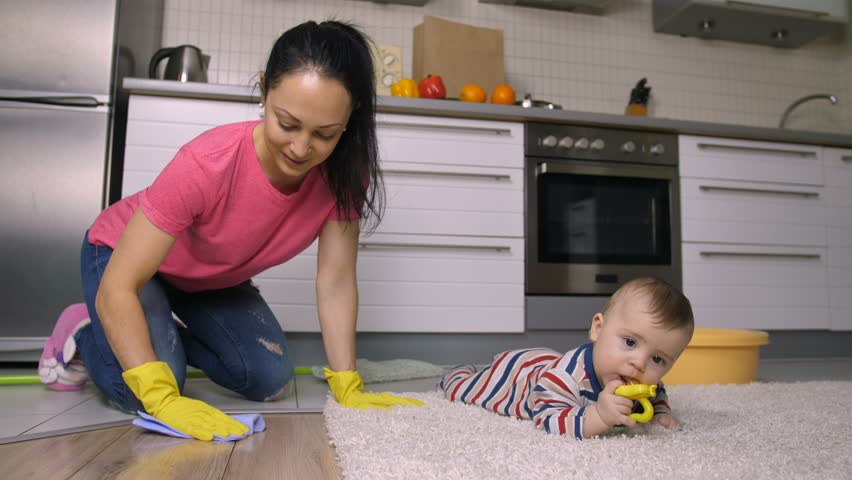 hand gloves for crawling babies