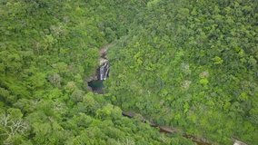 DJI MAVIC 4K Taiwan Pingtung Aerial Drone Video Shuangliou National Forest Recreation Area Hat mountain 20180225
