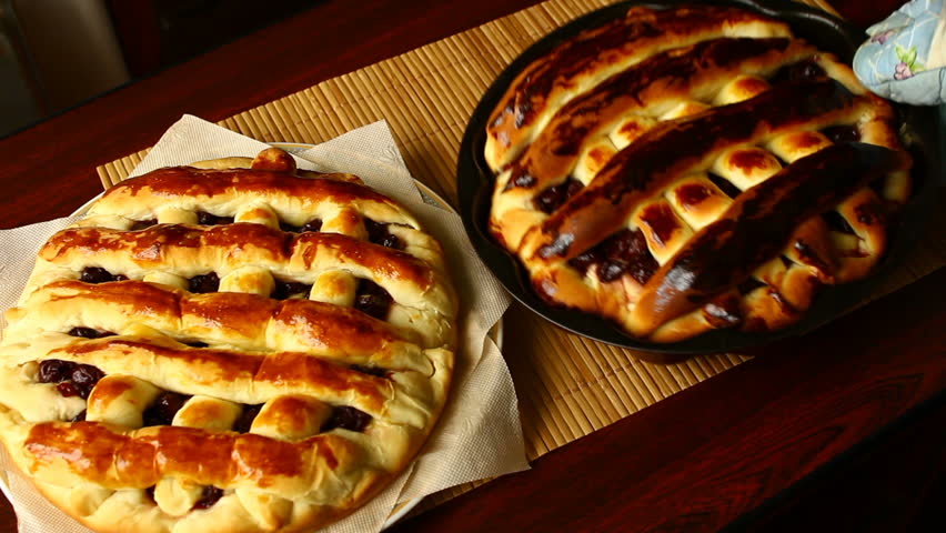 two-cherry-pies-image-free-stock-photo-public-domain-photo-cc0-images