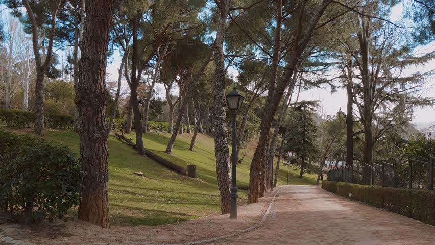 beautiful recreation area in Madrid - The West Park called Parque del Oeste