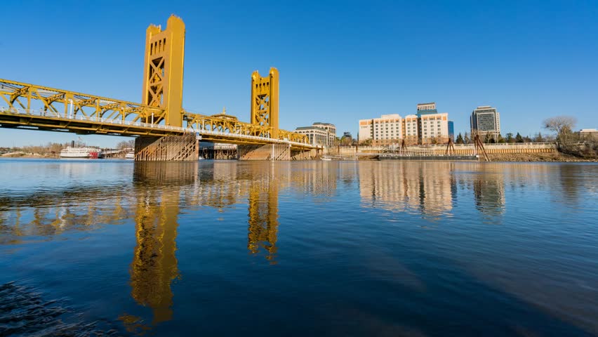 Afternoon timelapse of the famous tower bridge, Sacramento, California