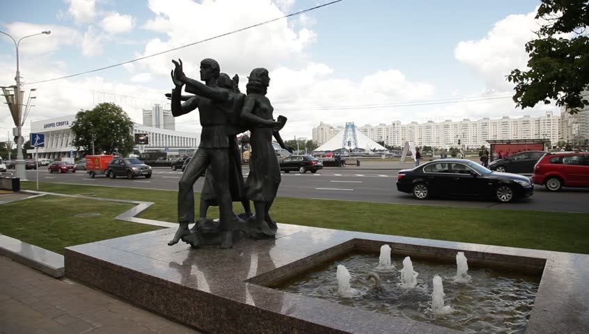 MINSK/BELARUS – JUNE 15, 2017:  Monuments and fountains in summer Minsk. Parks, outdoor