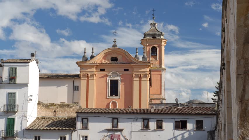 Sulmona, small city of Abruzzo, Italy, time lapse
