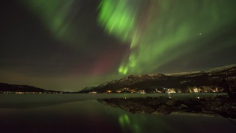 Aurora Borealsis over Brusdalsvatnet