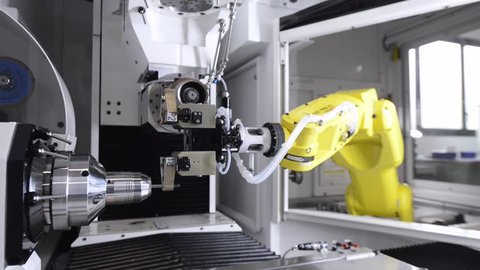 Robot: moving industrial robotic arm