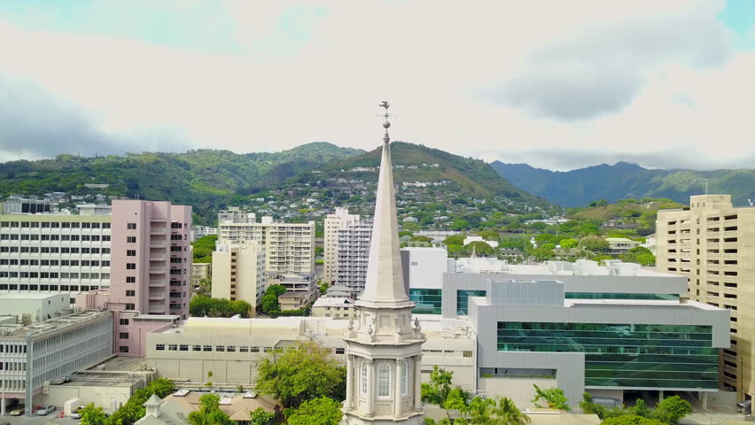 Hawaii Honolulu church - 4k drone 