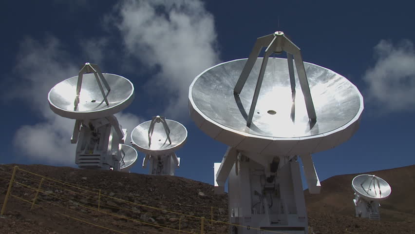 Time Lapse: Antenna on top of Mauna Kea in Hawaii