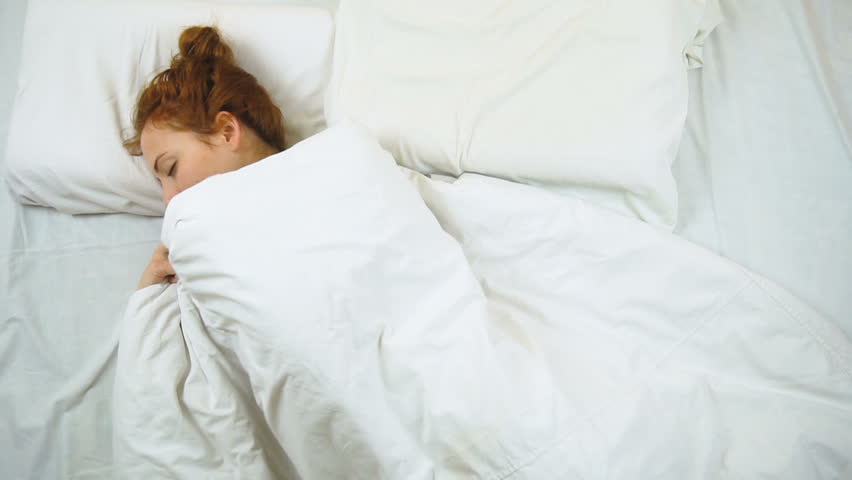Penelitian: Tidur Satu Jam Lebih Awal Bisa Kurangi Depresi
