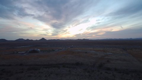 Multi-color sunset over the Arizona Sonoran desert. Stock Video