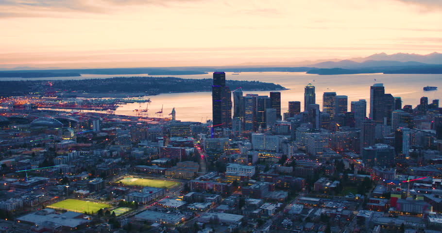 Skyline on the coastline with skyscrapers of Seattle, Washington image ...