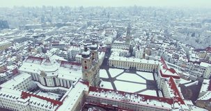 ST GALLEN // Snowy Swiss Town // Aerial Footage - Riprese Aeree // 4K
Amazing drone footage of the historical city of Saint Gallen in north Switzerland, with the old town and churches covered in snow.
