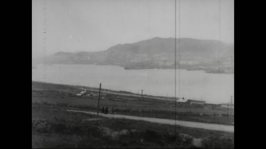 CIRCA 1918 - A panorama of Vladivostok is shown.