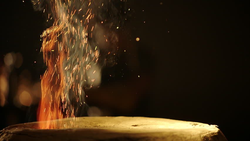 making gold in factory, Molten Gold being poured into Ingot moulds Royalty-Free Stock Footage #1009527305