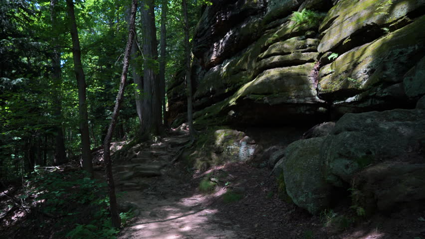 Hiking trail at Cuyahoga Valley National Park Ledges