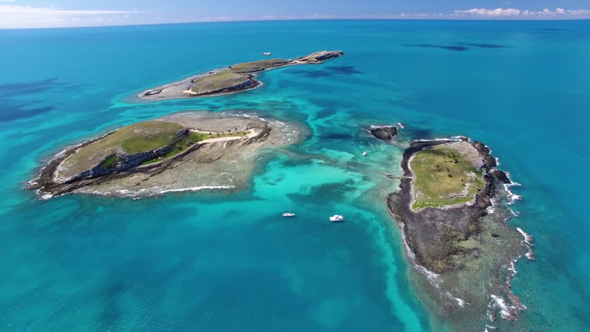 Five islands. Национальные парки Бразилии Аброльос.