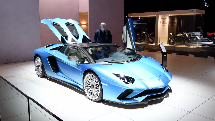 Lamborghini Aventador S Roadster Sports Stockvideos Filmmaterial 100 Lizenzfrei Shutterstock