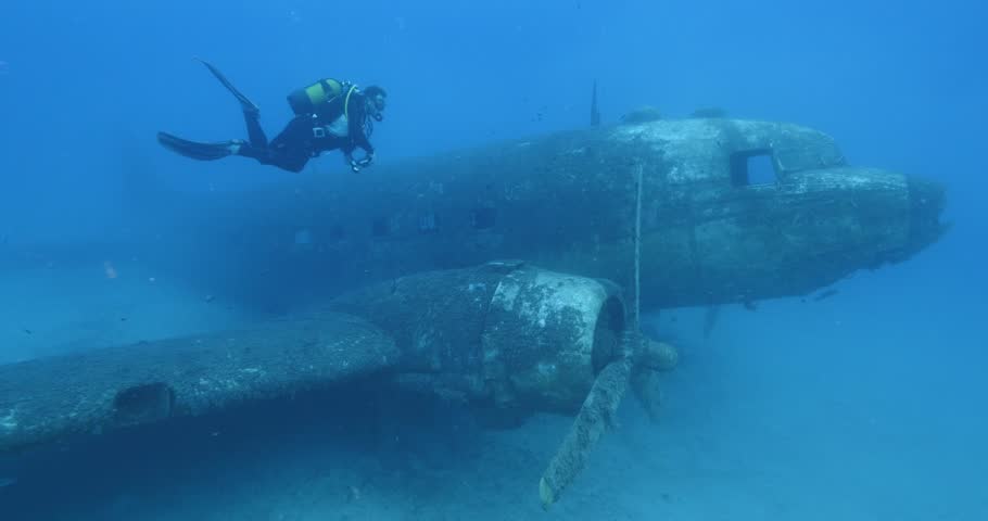 Scuba Divers Exploring Air Plane Stock Footage Video (100% Royalty-free ...