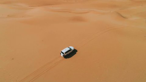 Jeep rides through the desert