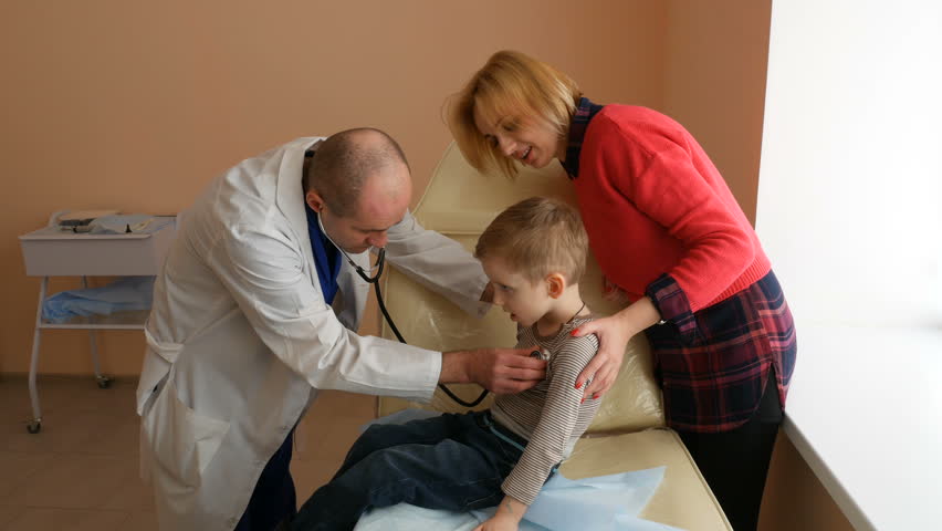 Boy medical exam. Осмотр мальчиков. Клинический осмотр ребенка Clinical examination. Клинический осмотр ребенка Clinical examination of the child. Осмотр мальчиков genitalia.