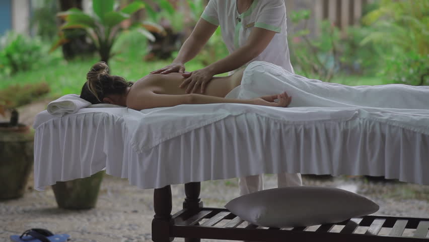 Nymphomanin Bbc Outdoor Massage