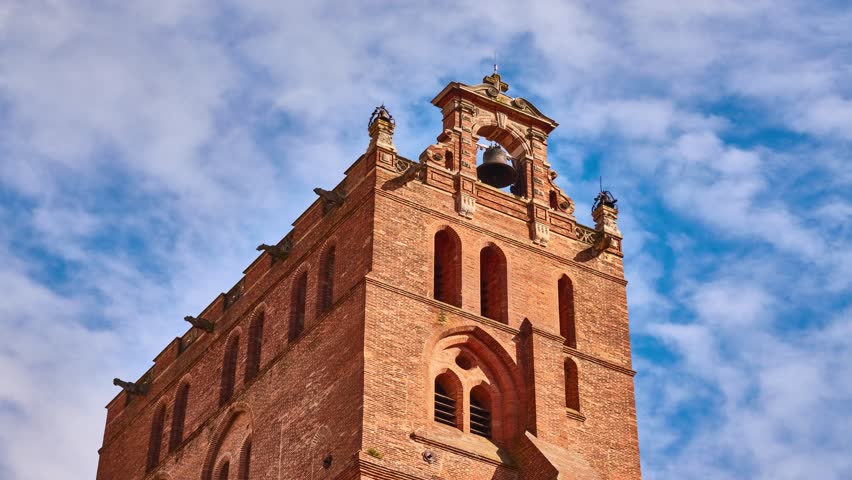 Toulouse Cathedral (Cathedrale Saint-Etienne) is Roman Catholic church located in city of Toulouse, Haute-Garonne, France. Cathedral is national monument, and is seat of Archbishop of Toulouse.