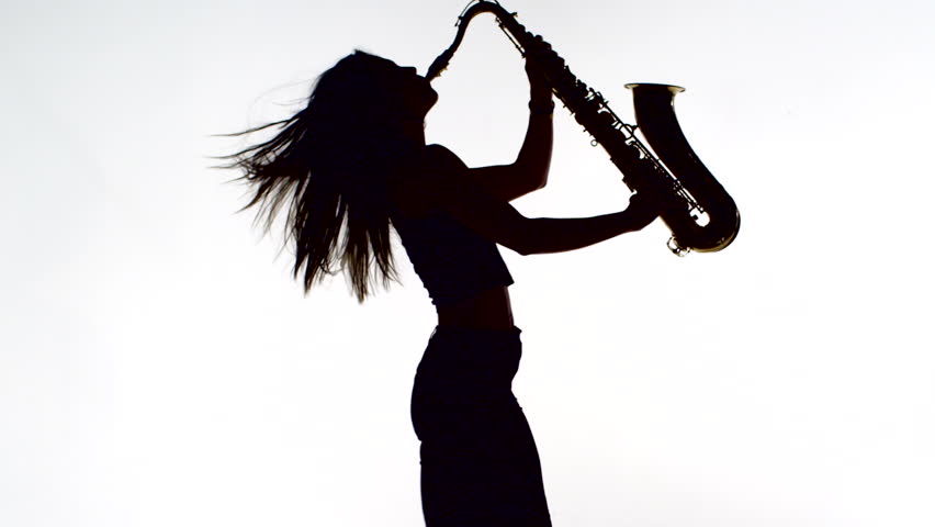 Саксофон саксофон танцует. Силуэты музыкантов. Женщина с саксофоном. Женщины саксофонистки. Саксофонист на белом фоне.