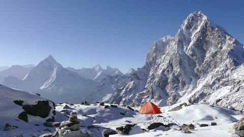 Snow Mountain Peak Aerial View 库存影片视频 100 免版税 6065465 Shutterstock