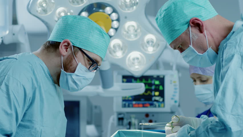 In the Hospital Operating Room 스톡 동영상 비디오(100% 로열티 프리) 1011038405 | Shutterstock