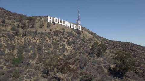 Los Angeles: Hollywood Sign (drone/aerial)