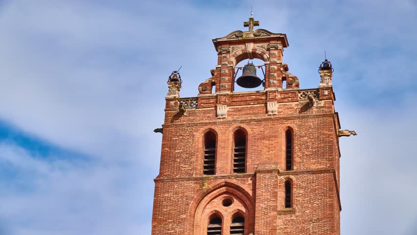 Toulouse Cathedral (Cathedrale Saint-Etienne) is Roman Catholic church located in city of Toulouse, Haute-Garonne, France. Cathedral is national monument, and is seat of Archbishop of Toulouse.