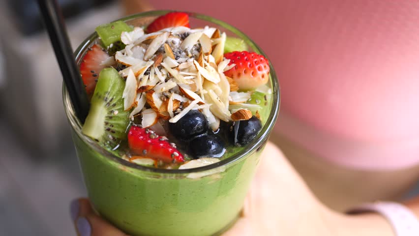 Green Vegan Smoothie With Spinach, Kale And Avocado