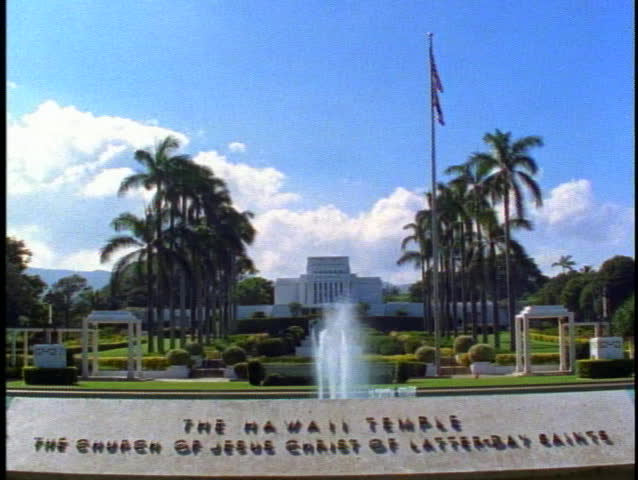 HAWAII, 1999, The Mormon Temple of Hawaii on Oahu, wide shot, tilt down