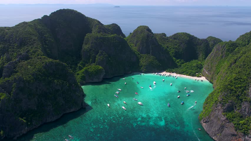 Aerial view of iconic tropical Maya Bay,Phi Phi islands, Thailand Royalty-Free Stock Footage #1011501515
