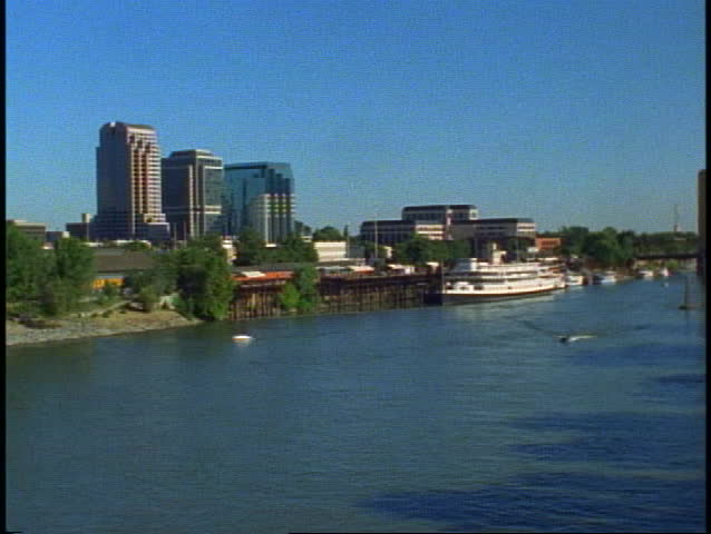 SACRAMENTO, 1999, Sacramento, wide shot, river with skyline