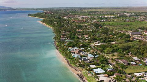 Maui, Hawaii circa-2018. Aerial view of Wailea, Maui. Shot with Cineflex and RED Epic-W Helium. Video Stok