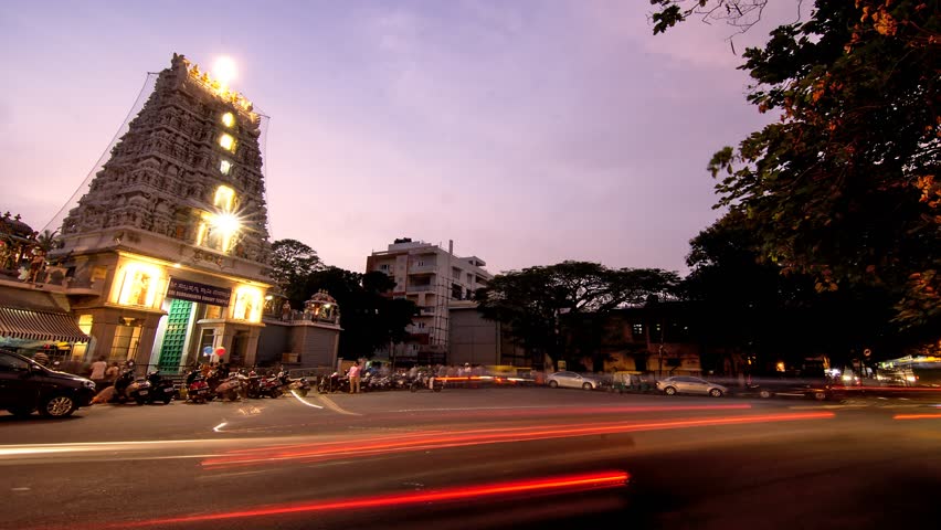 Heavy traffic in front of an Indian Temple, Time lapse, Bangalore
