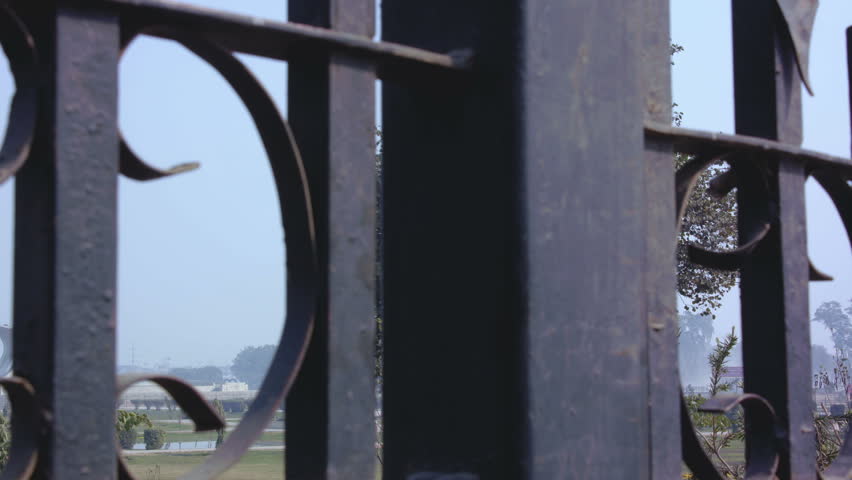 Minar-e-Pakistan is in the Pakistani province of Punjab. The tower was constructed during the 1960s site where the All-India Muslim League passed the Lahore Resolution on 23 March 1940.