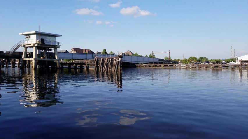 Madisonville Louisiana Drawbridge Pan