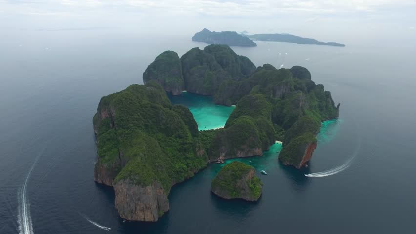 Aerial view of iconic tropical Maya Bay,Phi Phi islands, Thailand Royalty-Free Stock Footage #1012048661