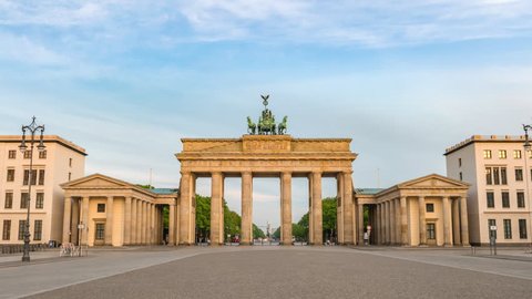 Berlin city skyline timelapse at Brandenburg Gate (Brandenburger Tor), Berlin, Germany 4K Time lapse