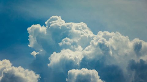 Clouds moving on blue sky, time lapse. – Video có sẵn