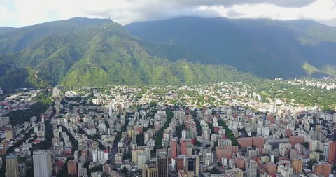 Great Mountain el avila in front of the Caracas City