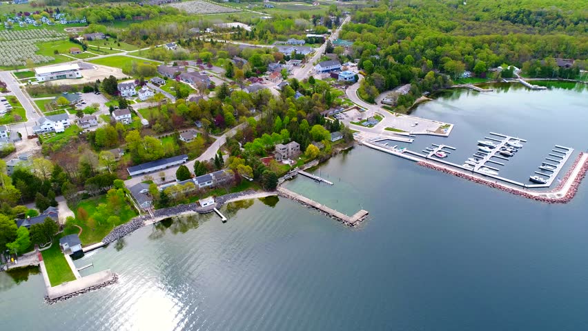 Scenic Shoreline at Egg Harbor, Wisconsin image - Free stock photo ...